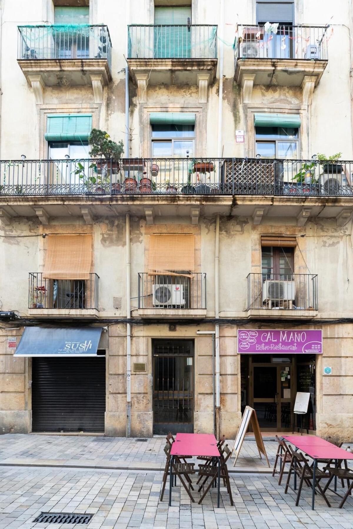 Cos Del Bou By Unik Tarragona Bagian luar foto